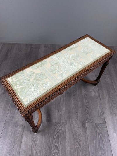Banquette de style Louis XVI en bois sculpté, XIXe Siècle