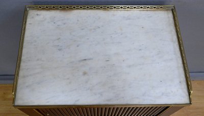 Tavolino da caffè in mogano in stile Luigi XVI con piano a rullo - Metà del XIX secolo