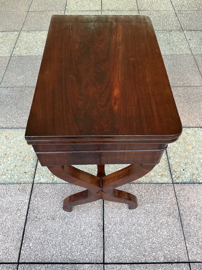 A small games table