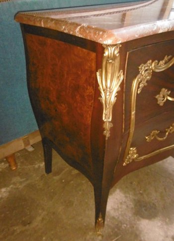 Commode Louis XV Galbée