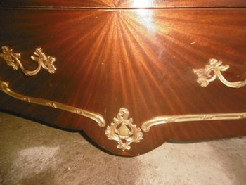 Commode Louis XV Galbée