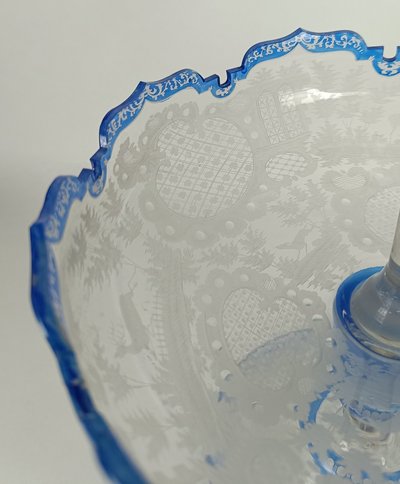 Böhmisches Glas-Mittelstück – 19. Jahrhundert