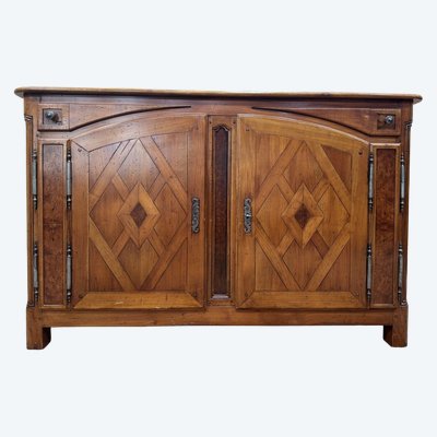 Buffet de style chasse en merisier