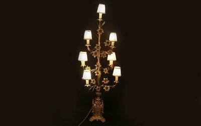Gilt bronze gilt bronze Gothic decorated base