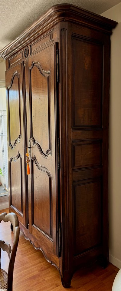 Armoire Noyer XVIII siècle 
