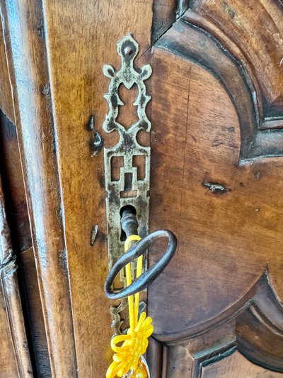 Armoire Noyer XVIII siècle 