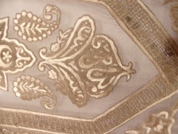 Grande ricamo orientale 1a metà del XX secolo