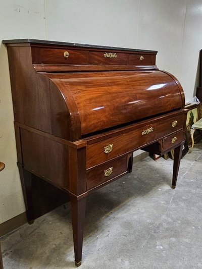 Important Louis XVI style mahogany cylinder secretary desk with double writing system