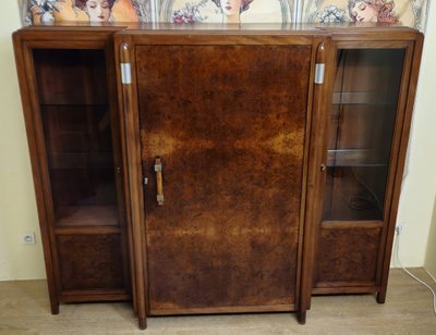 Importante bibliothèque époque Art Déco en loupe d'Amboine et acajou