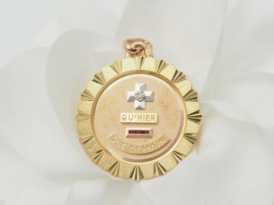 Augis Medal “More Than Yesterday Than Tomorrow” Yellow Gold Diamond Ruby – Love Jewel