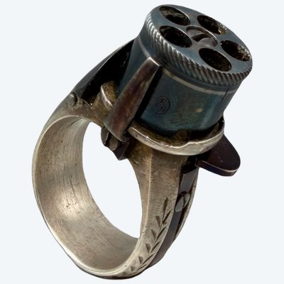 BAGUE REVOLVER, appelé "Le Petit Gardien" - France / Belgique - XIXème siècle