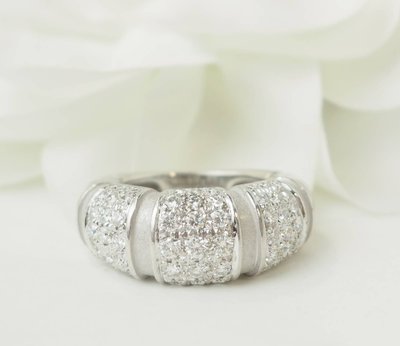 Bague Pavage Mauboussin Nadja en or blanc et diamants