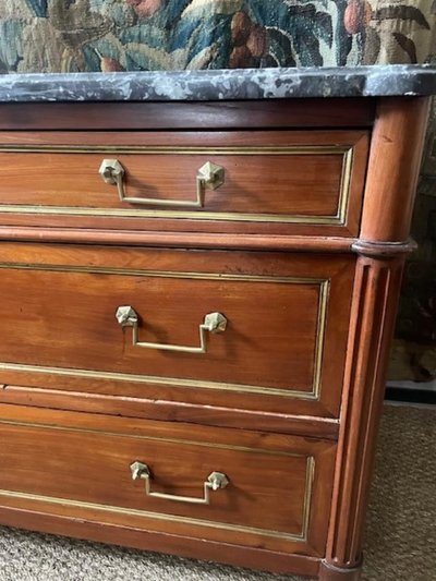 Commode 18 ème en acajou d'époque Louis XVI