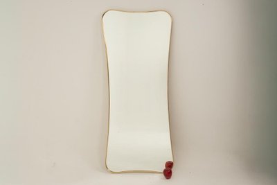 Miroir en laiton doré dans le style de Gio Ponti. Années 1980 ou 1990. LS6777E501/1?P