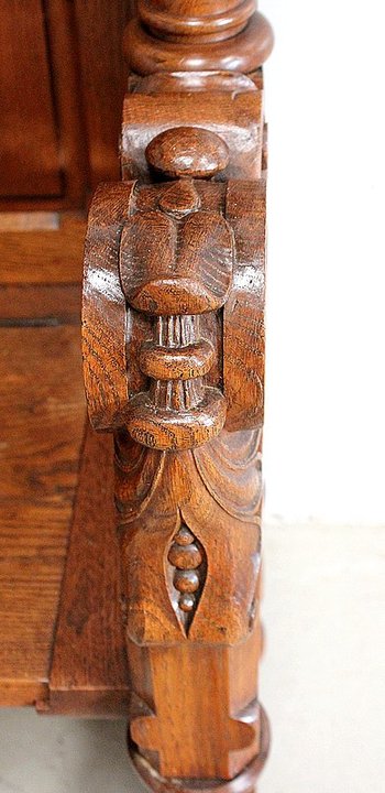 Stalle d’Église en Chêne massif – Début XXe
