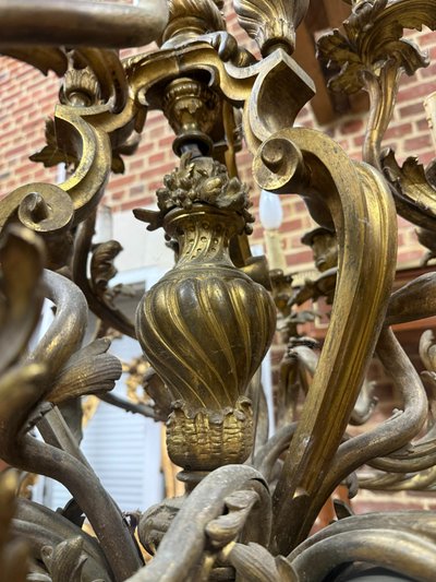 LUSTRE ROCAILLE DE STYLE LOUIS XV - 19ème siècle