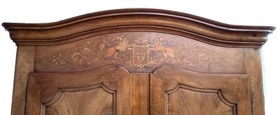 Armoire Louis XV marquetée époque 18ème