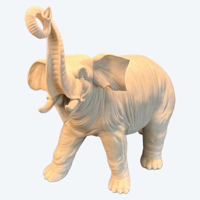 Grand éléphant blanc en biscuit de porcelaine fin XIXème