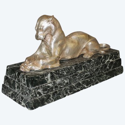 Lionne en Bronze Argenté vers 1930