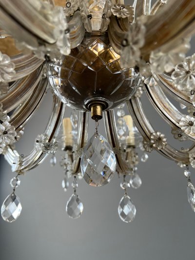 Grand lustre en cristal à pampilles, style Louis XV, XXe siècle