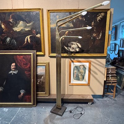 Lampada da terra Reggiani anni 70 quattro bracci regolabili . Mis altezza cm 205 Larghezza cm 50