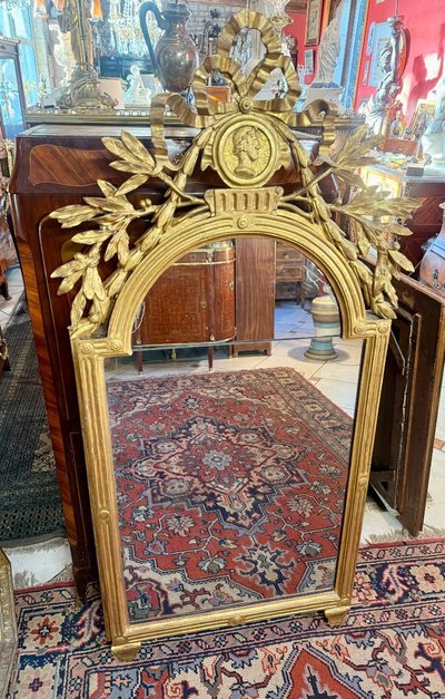 SPECCHIO IN STILE LUIGI XVI CON PRONTON