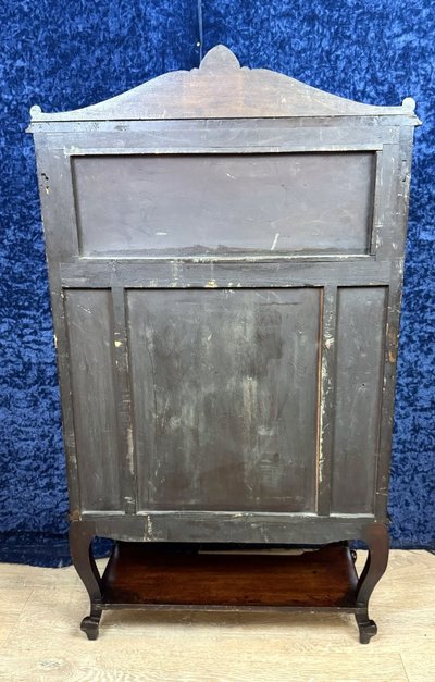 State-of-the-art mahogany cabinet from the Napoleon III era, circa 1880