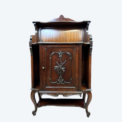 State-of-the-art mahogany cabinet from the Napoleon III era, circa 1880