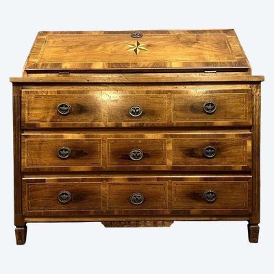 Louis XVI period chest of drawers in burr walnut with marquetry decoration