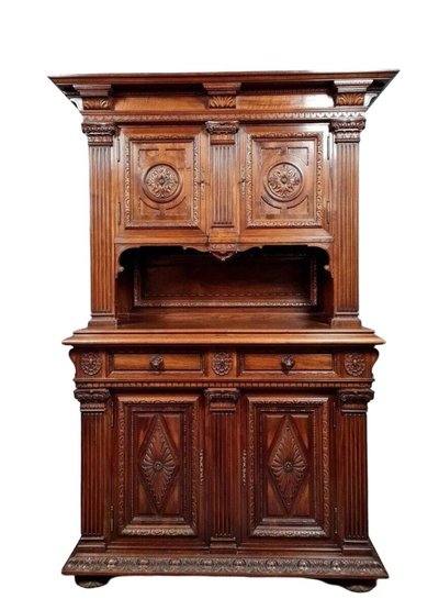 Two-part Renaissance-style buffet in solid walnut