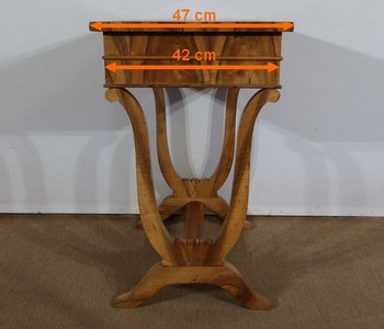Petite Table de Salon en Noyer, époque Restauration – Début XIXe