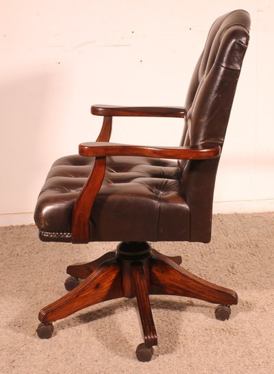 Fauteuil De Bureau Dit fauteuil directeur En bois Et Cuir capitonné