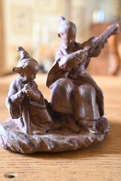 Incantevole terracotta di François Boucher, la lezione di musica