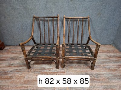 Paire de fauteuils bas en bambou, d’esprit exotique, datant du début du XXe