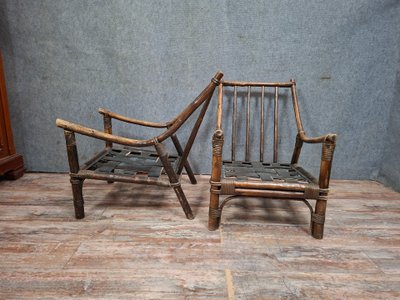 Paire de fauteuils bas en bambou, d’esprit exotique, datant du début du XXe