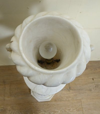 Colonne / sellette en albâtre – Style néoclassique