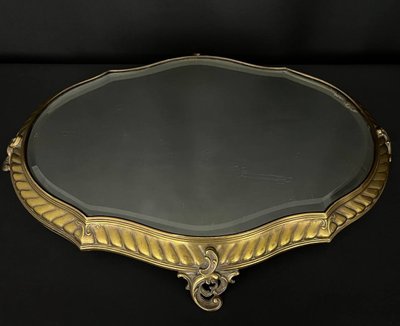 Bronzetablett mit Spiegelboden, Stil Louis XV