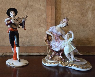 Sujet en porcelaine – Couple galant & musicien - esprit Romantique