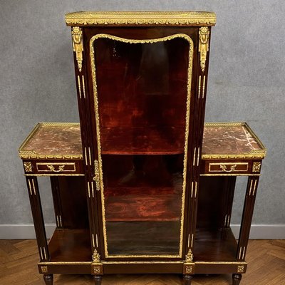 Vitrine - Pariser Kabinett im Stil Louis XVI / Neoklassik / Mahagoni / 19.