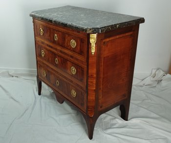 Commode marquetée époque Transition