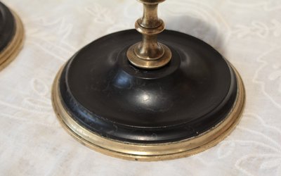 Paire de bougeoir en laiton doré et marbre noir fin 19ème siècle