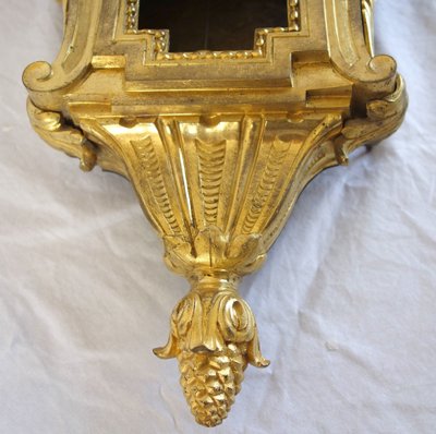 Osmond : Louis XVI period chased and gilt bronze cartel - signed