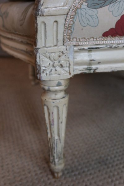 Louis XVI bergères with "Chevigny" stamp, 18th century