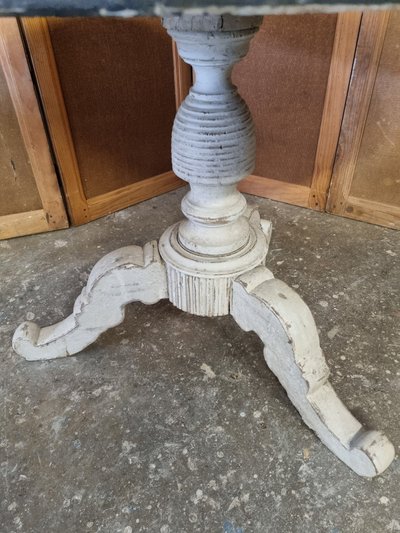 Gueridon table 19th century