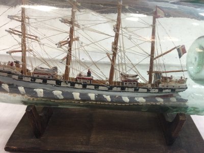 Goletta per bottiglie del XIX secolo