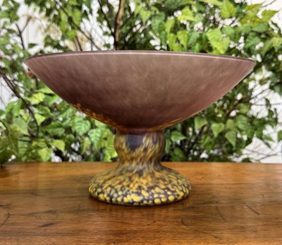 Unsigned 1950s Art Deco style glass paste bowl