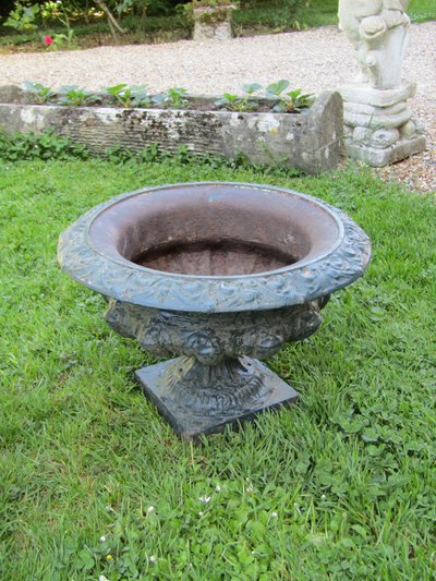 Cast iron basins