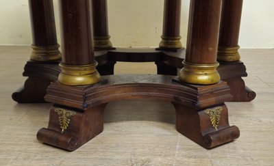 Großer runder Ausziehtisch – Säulenfuß – Empire-Stil / Mahagoni