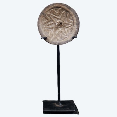 Toupie rituelle, sculpture, art océanien, Papouasie Nouvelle Guinée, art tribal, Océanie, 6,5 cm