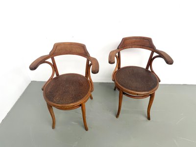 Paire de Fauteuils de Bureau Thonet – Hêtre Courbé & Assises Pyrogravées